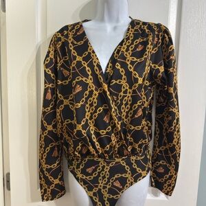 Zara Black and Gold Chain Print Accessory